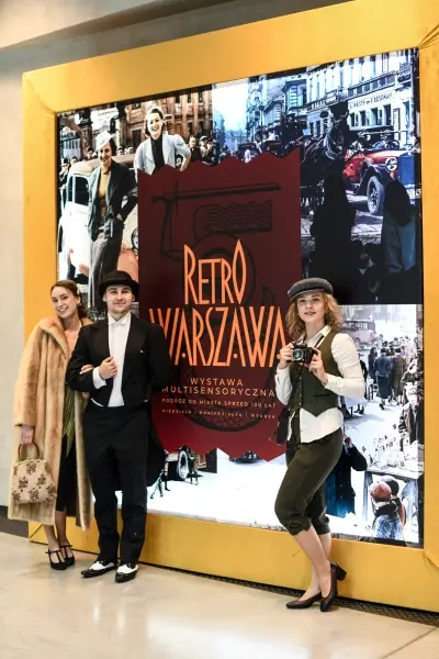 Trzy epoki w jednym miejscu – latem i jesienią Art Box Experience zaprasza na podróż od secesji, przez 20-lecie międzywojenne do romantyzmu Trzy epoki w jednym miejscu – latem i jesienią Art Box Experience zaprasza na podróż od secesji, przez 20-lecie międzywojenne do romantyzmu