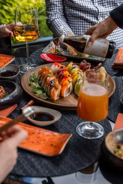 Twoje ulubione sushi w Warszawie – spróbuj, zakochaj się, wracaj Twoje ulubione sushi w Warszawie – spróbuj, zakochaj się, wracaj