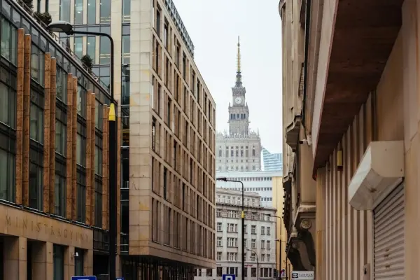 Wygodny nocleg w Warszawie – Gdzie zatrzymać się podczas krótkiej wizyty w stolicy? Wygodny nocleg w Warszawie – Gdzie zatrzymać się podczas krótkiej wizyty w stolicy?