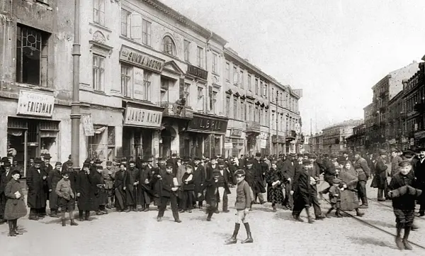 Spacer - Miasto w mieście Nalewki