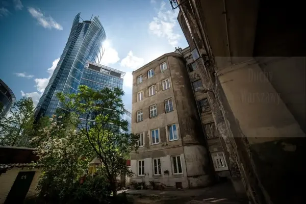 DUCHY WARSZAWY - „Ukryte Perły Dzielnic” (spotkanie stacjonarne)