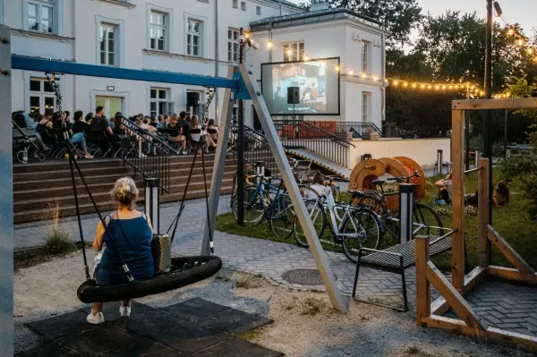 Kino w Pałacyku: Kneecap. Hip-hopowa rewolucja